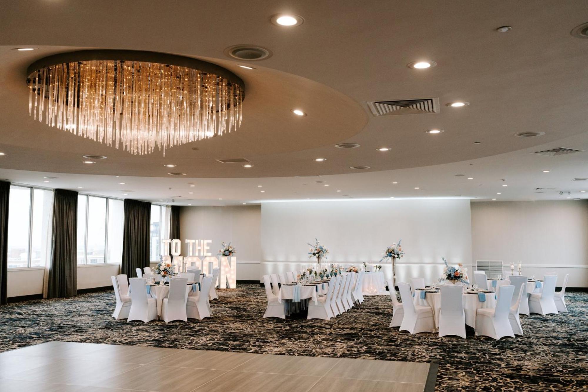 Holiday Inn Sioux Falls-City Center By Ihg Esterno foto