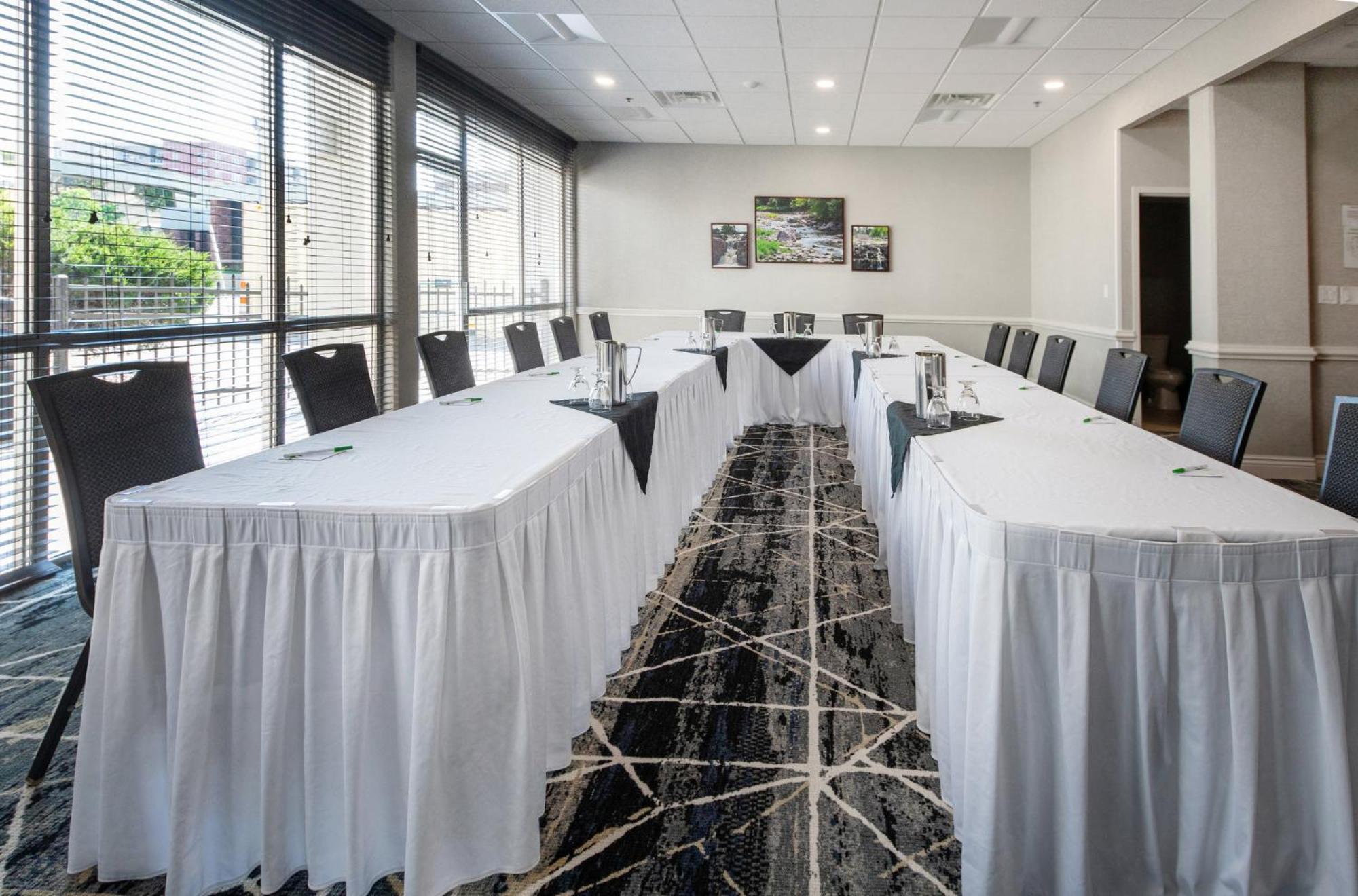 Holiday Inn Sioux Falls-City Center By Ihg Esterno foto